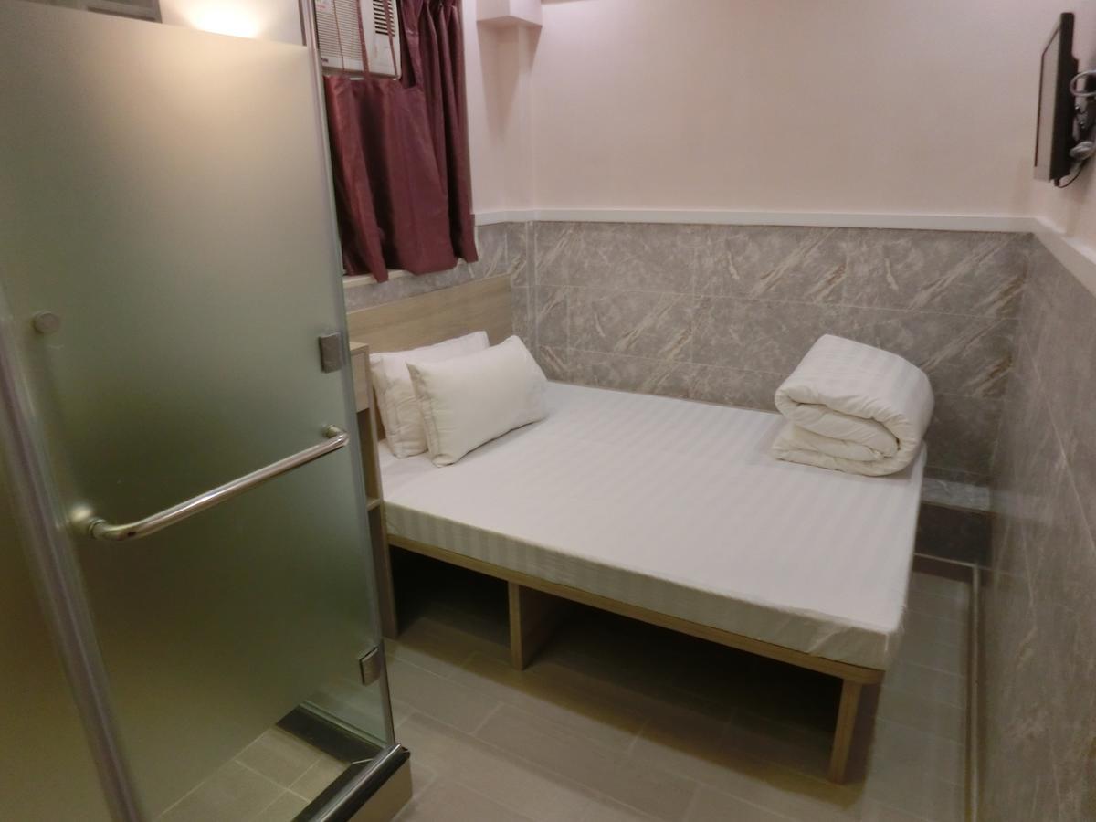 Hop Inn On Nathan Road Гонконг Экстерьер фото
