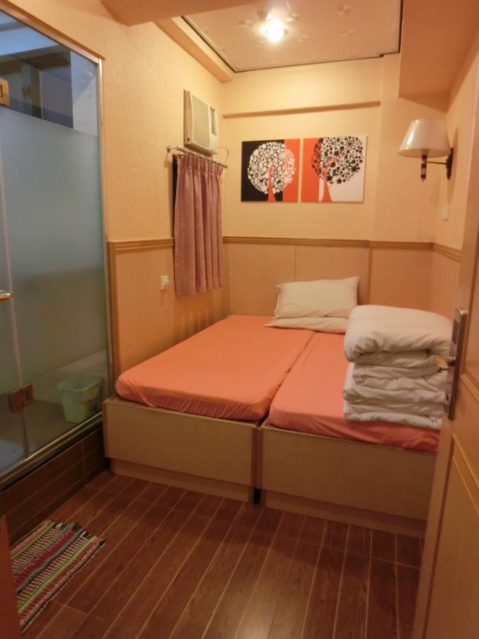 Hop Inn On Nathan Road Гонконг Экстерьер фото